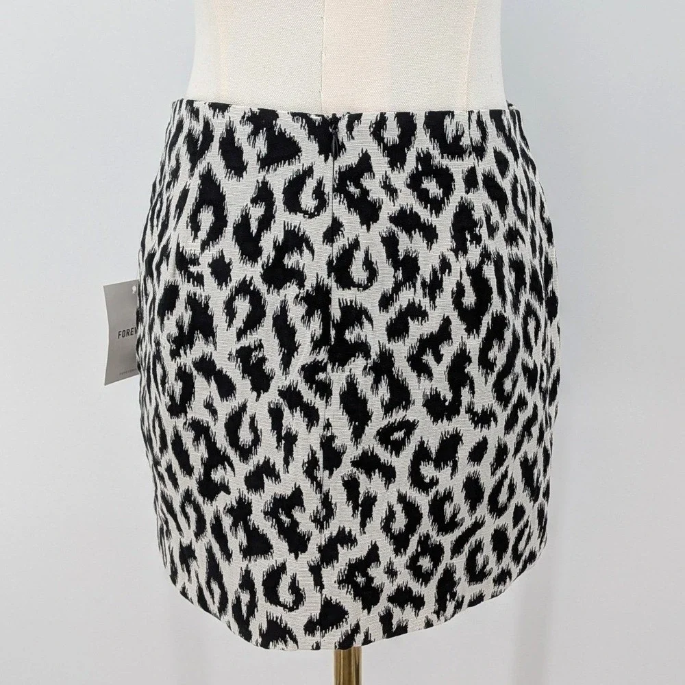 Forever 21 Leopard Print Mini Skirt Y2K Club Kid Micro Skirt Deadstock‎ Size S